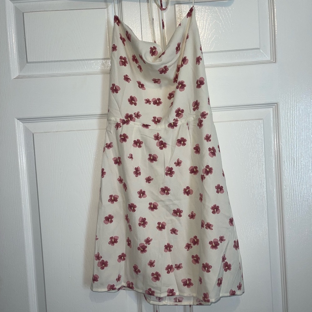Zaful dress, mini. Size small. Lightweight material but flattering fit